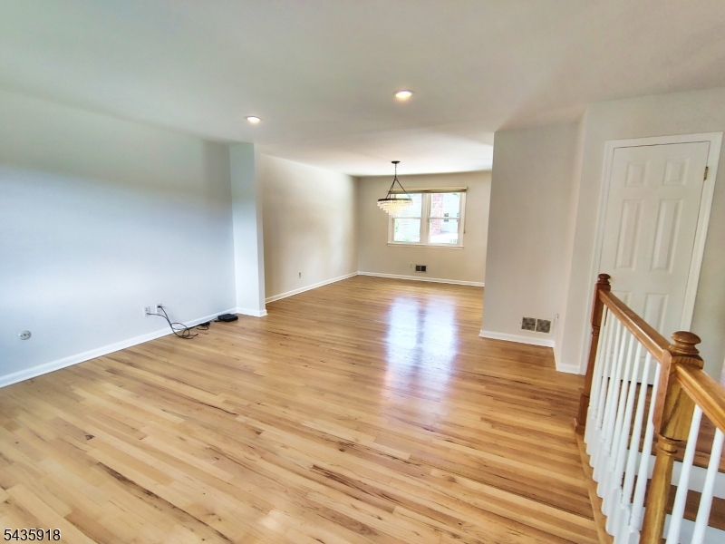 16 Portland Ave