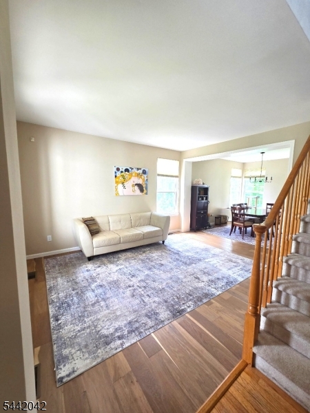 51 Bouwrey Pl