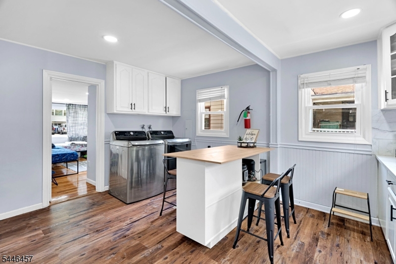 107 Minnehaha Blvd