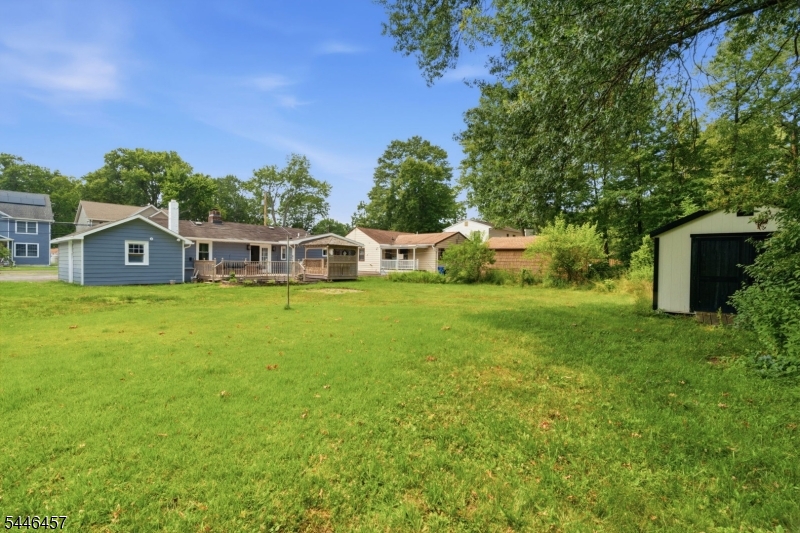 107 Minnehaha Blvd
