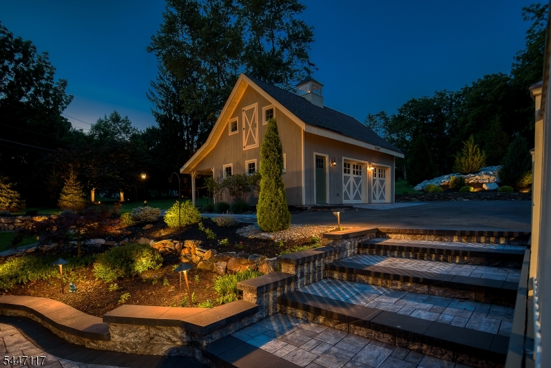 127 E Asbury Anderson Rd