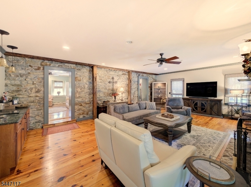 127 E Asbury Anderson Rd