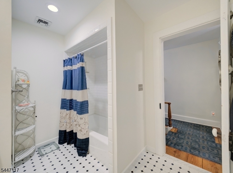 127 E Asbury Anderson Rd