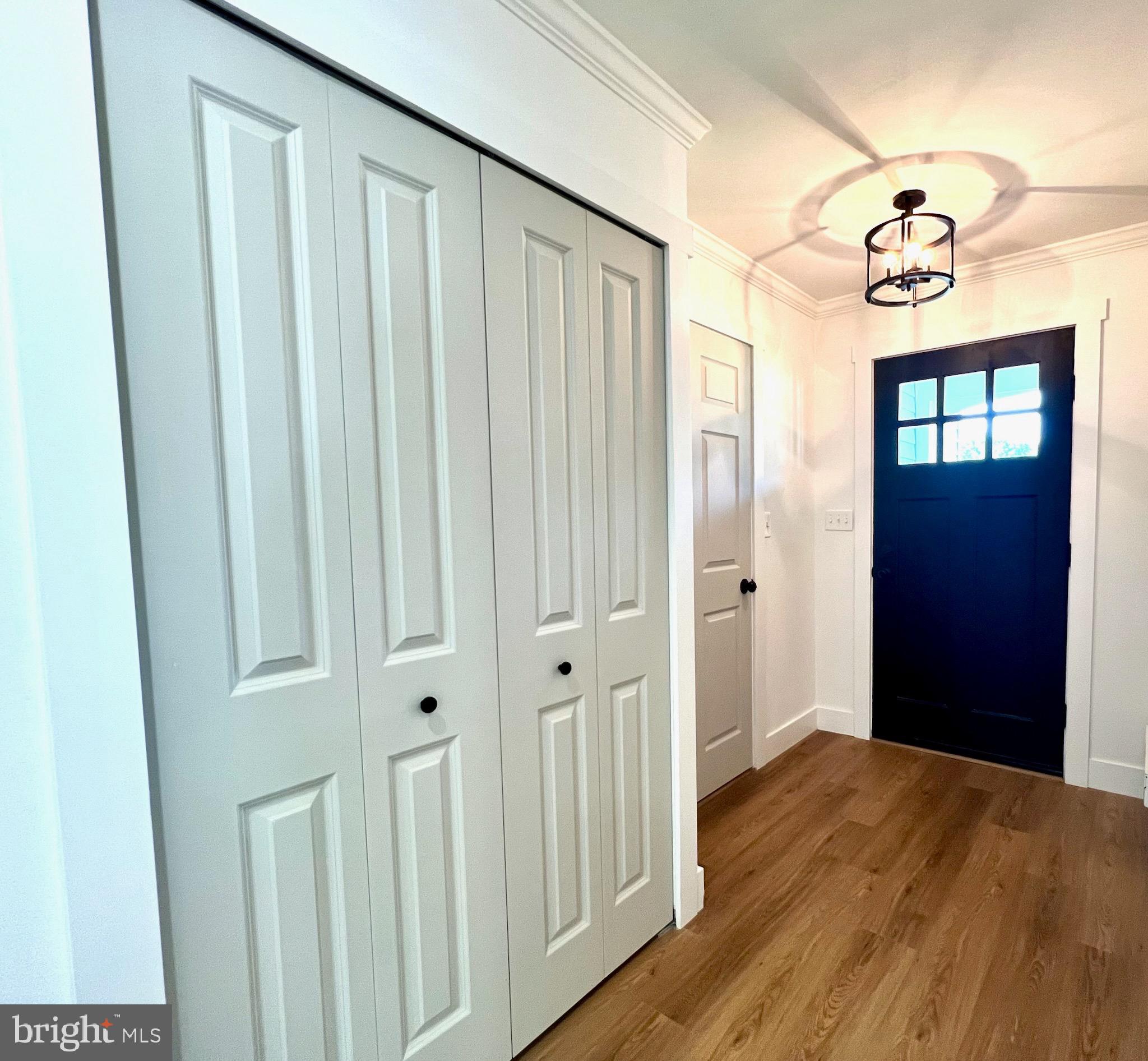 10 ANDOVER COURT