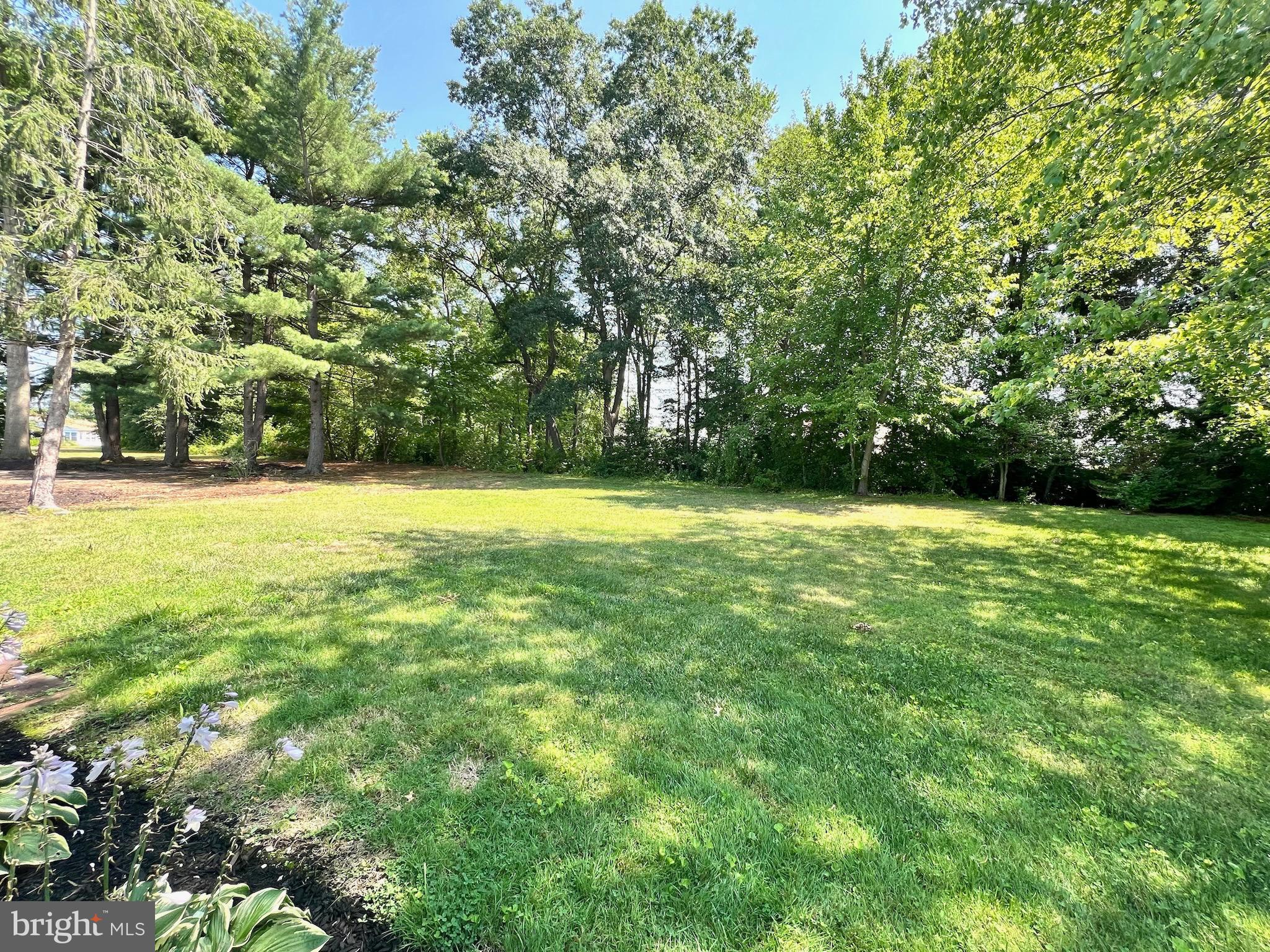 10 ANDOVER COURT