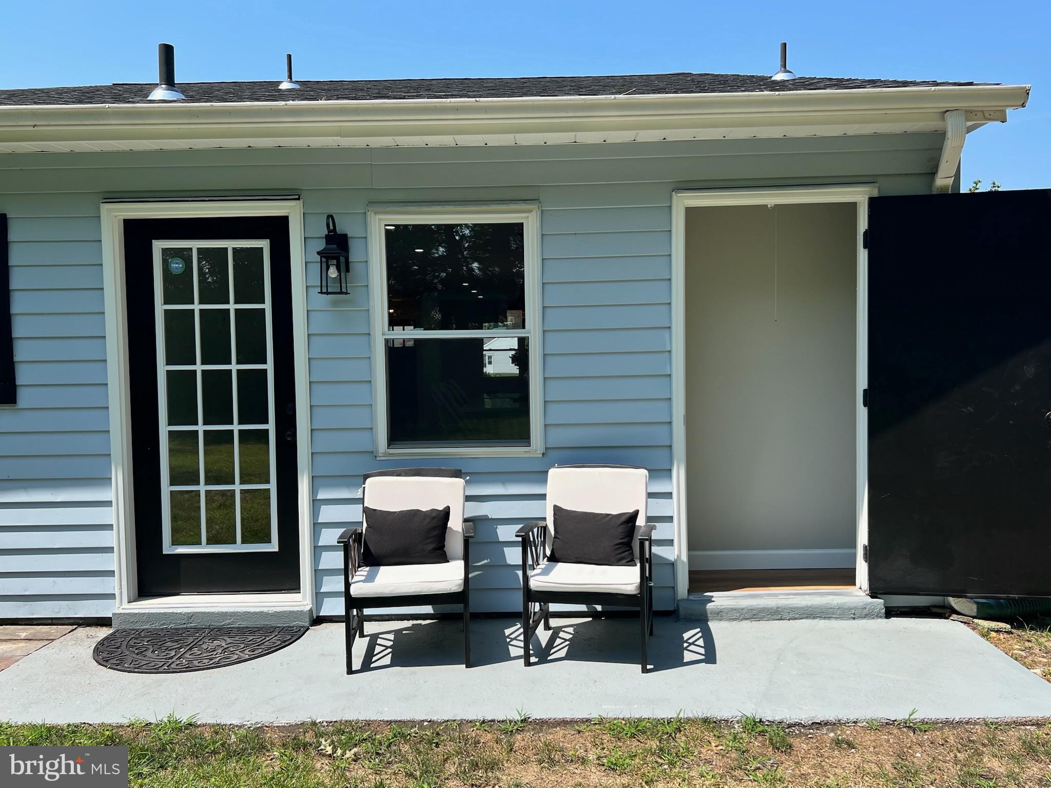 10 ANDOVER COURT
