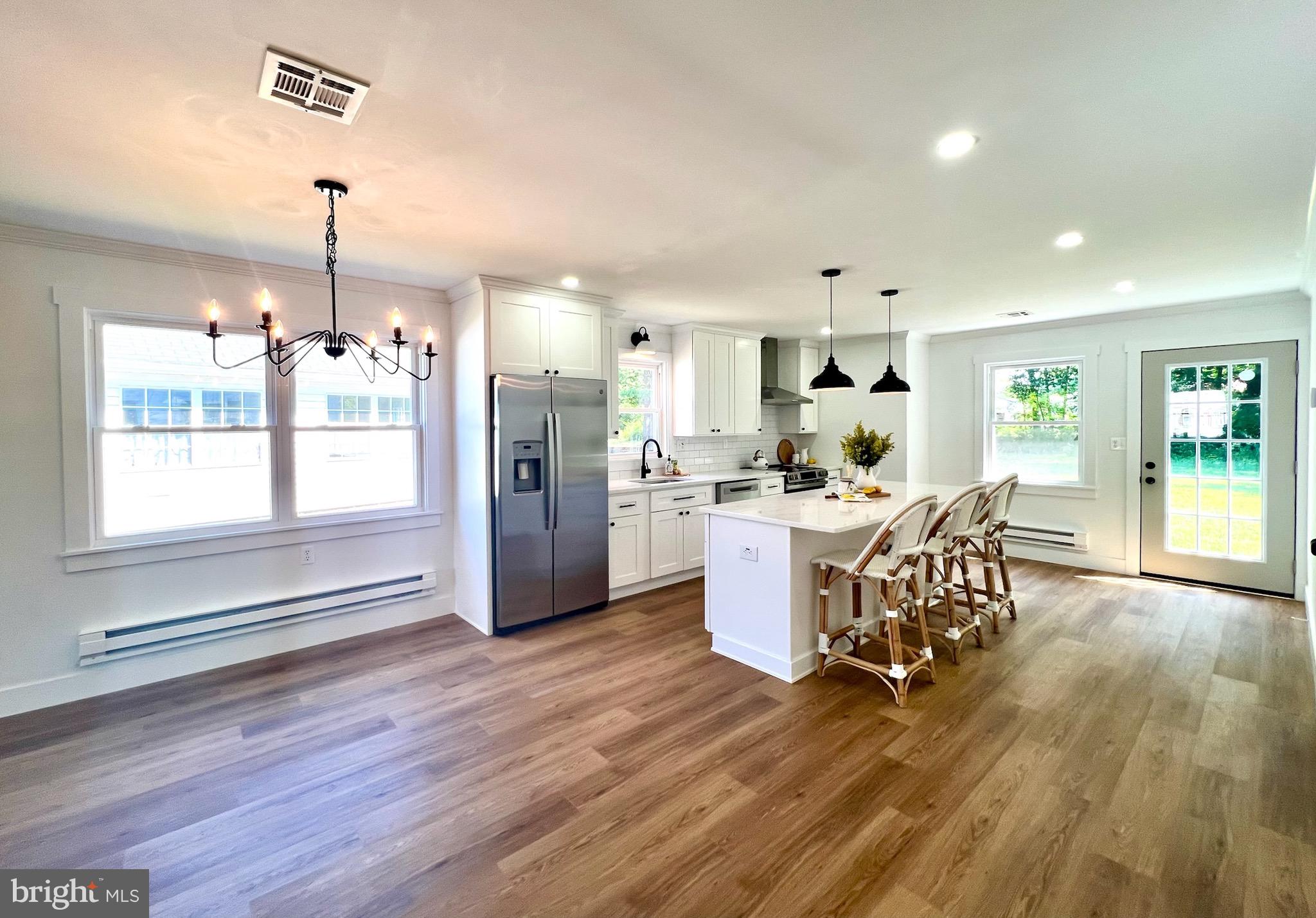 10 ANDOVER COURT