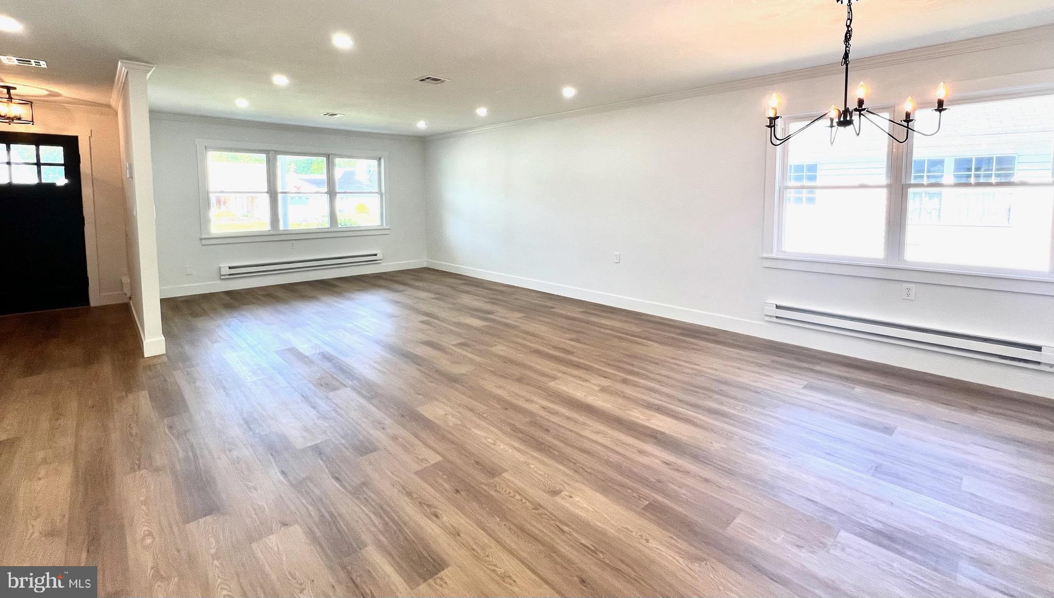 10 ANDOVER COURT