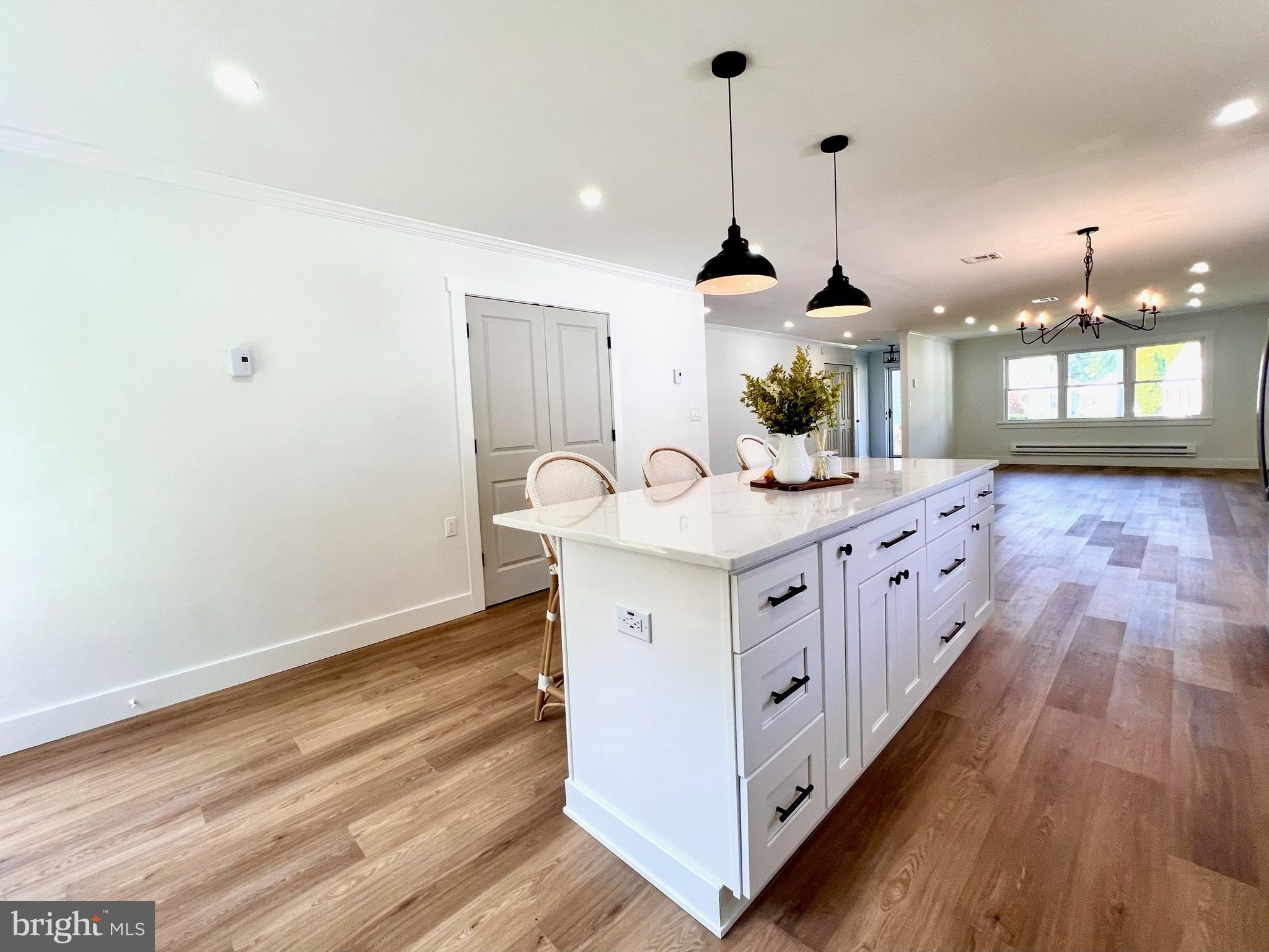 10 ANDOVER COURT
