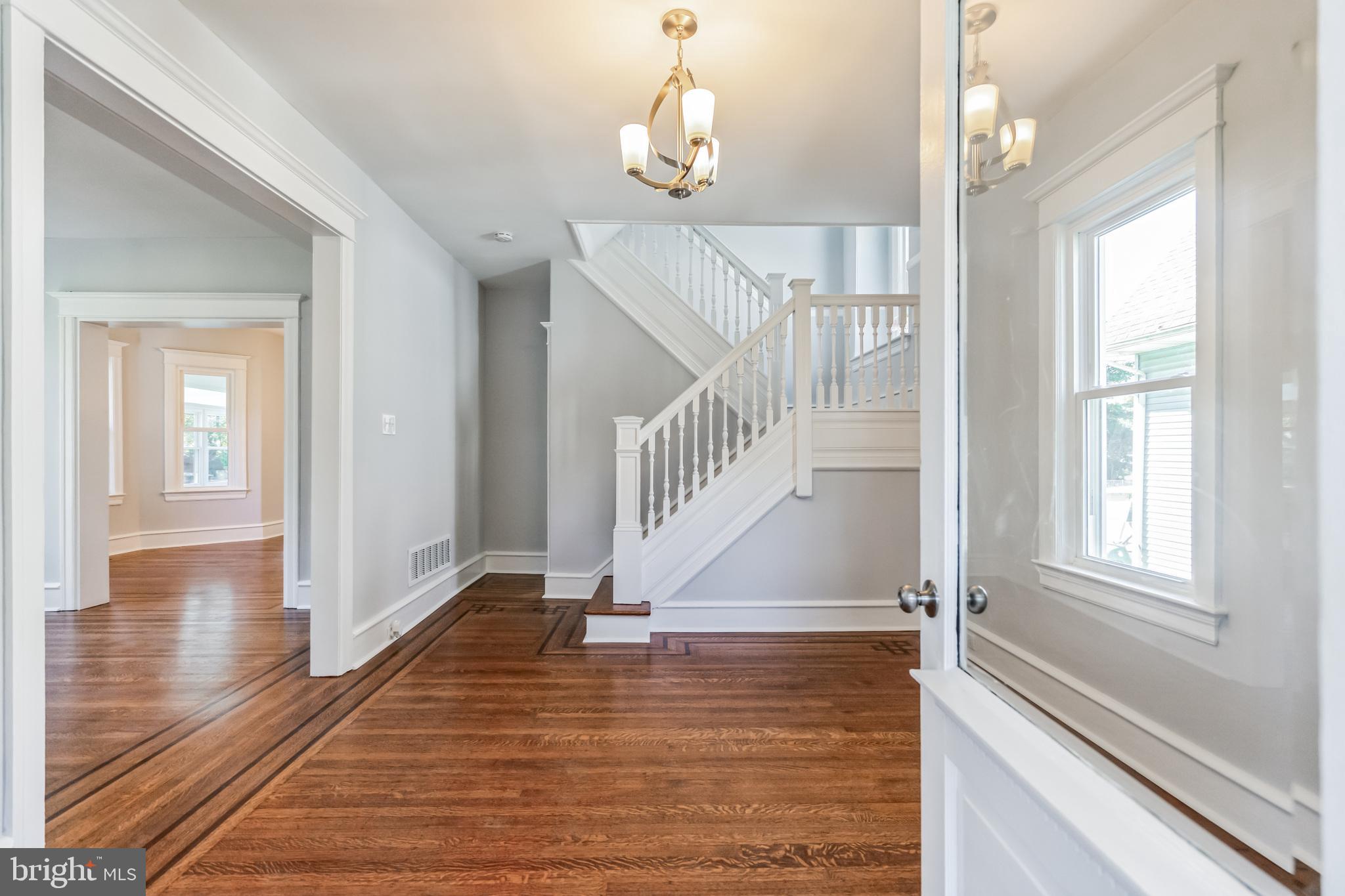 232 WHITE HORSE PIKE