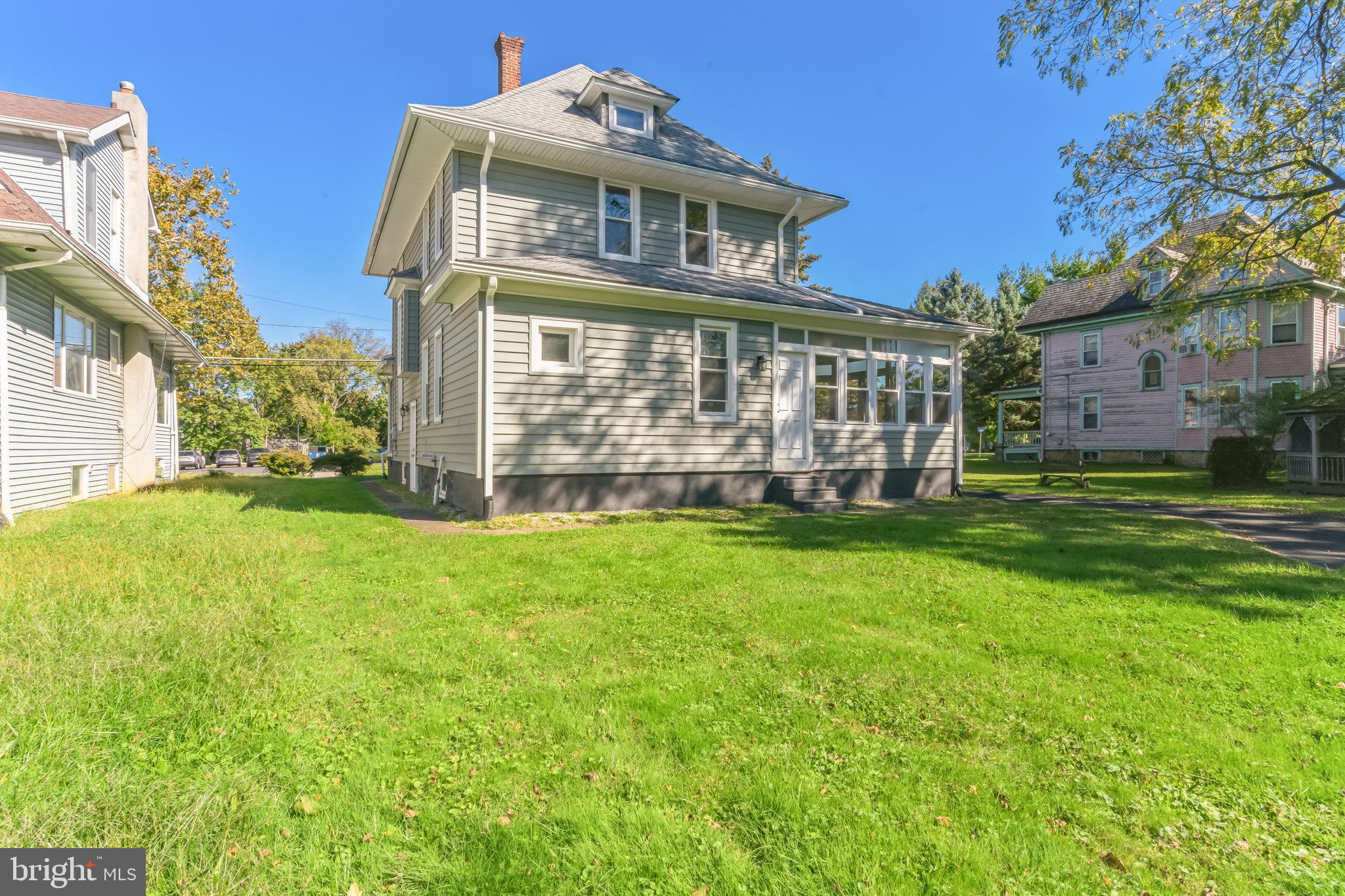 232 WHITE HORSE PIKE