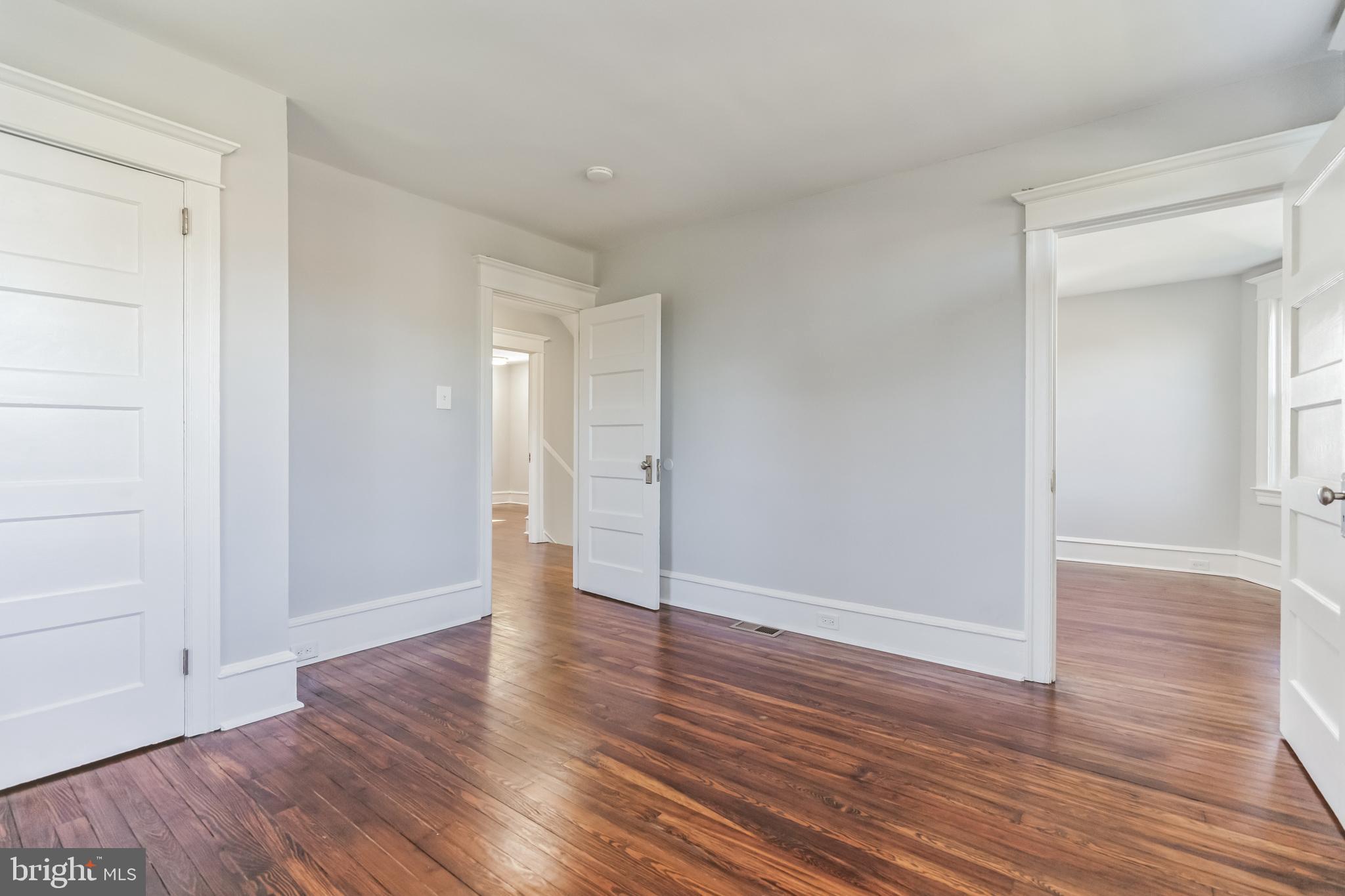 232 WHITE HORSE PIKE