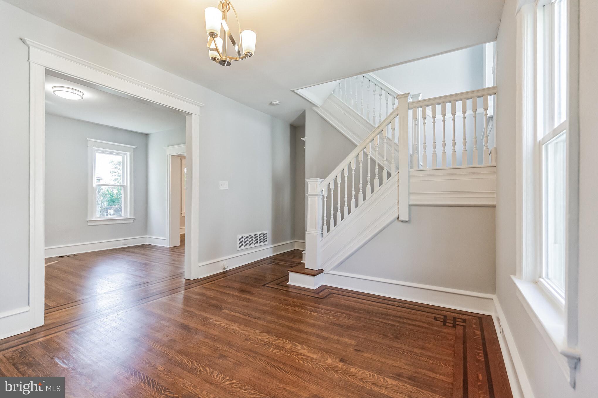 232 WHITE HORSE PIKE