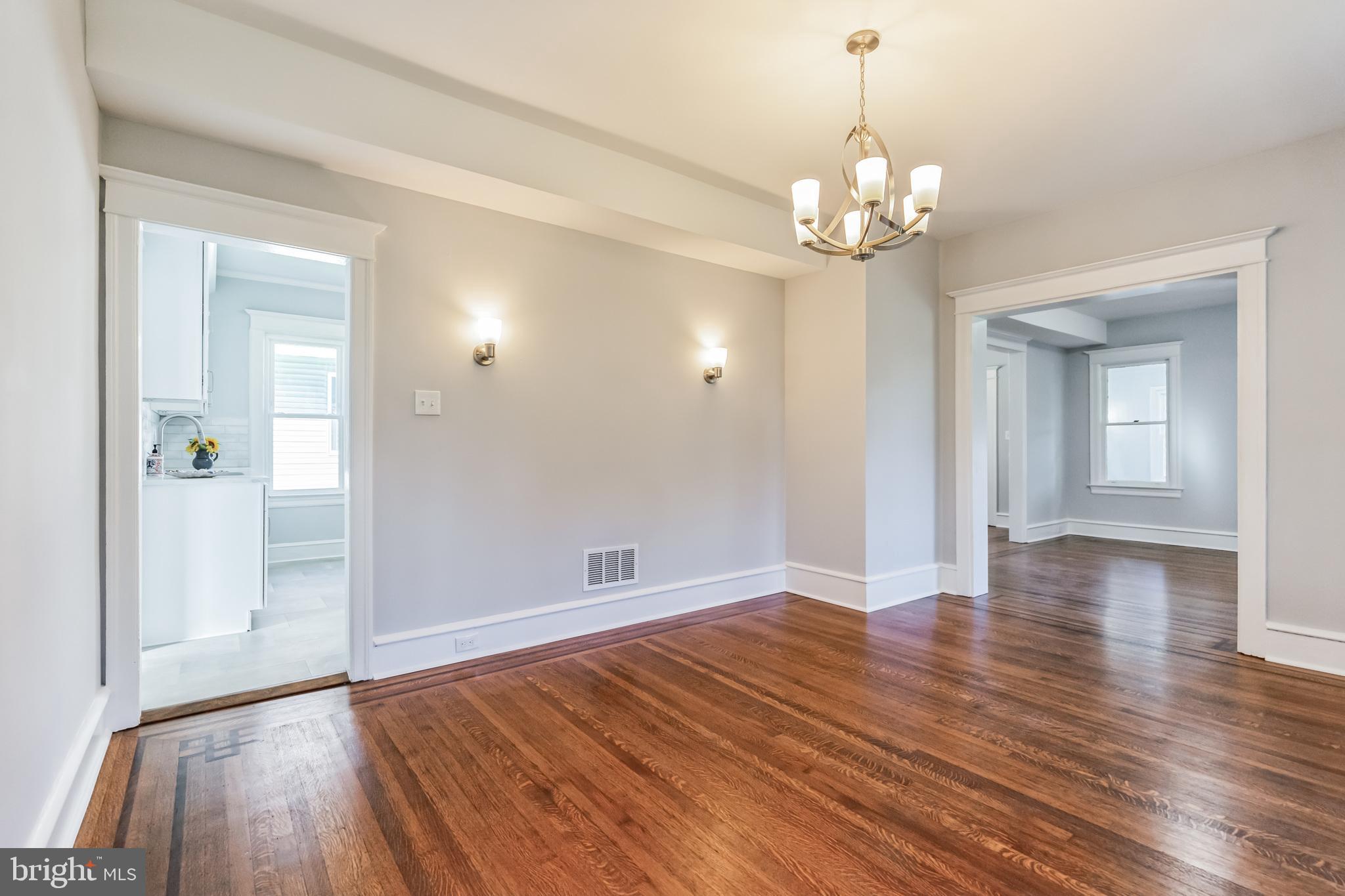 232 WHITE HORSE PIKE