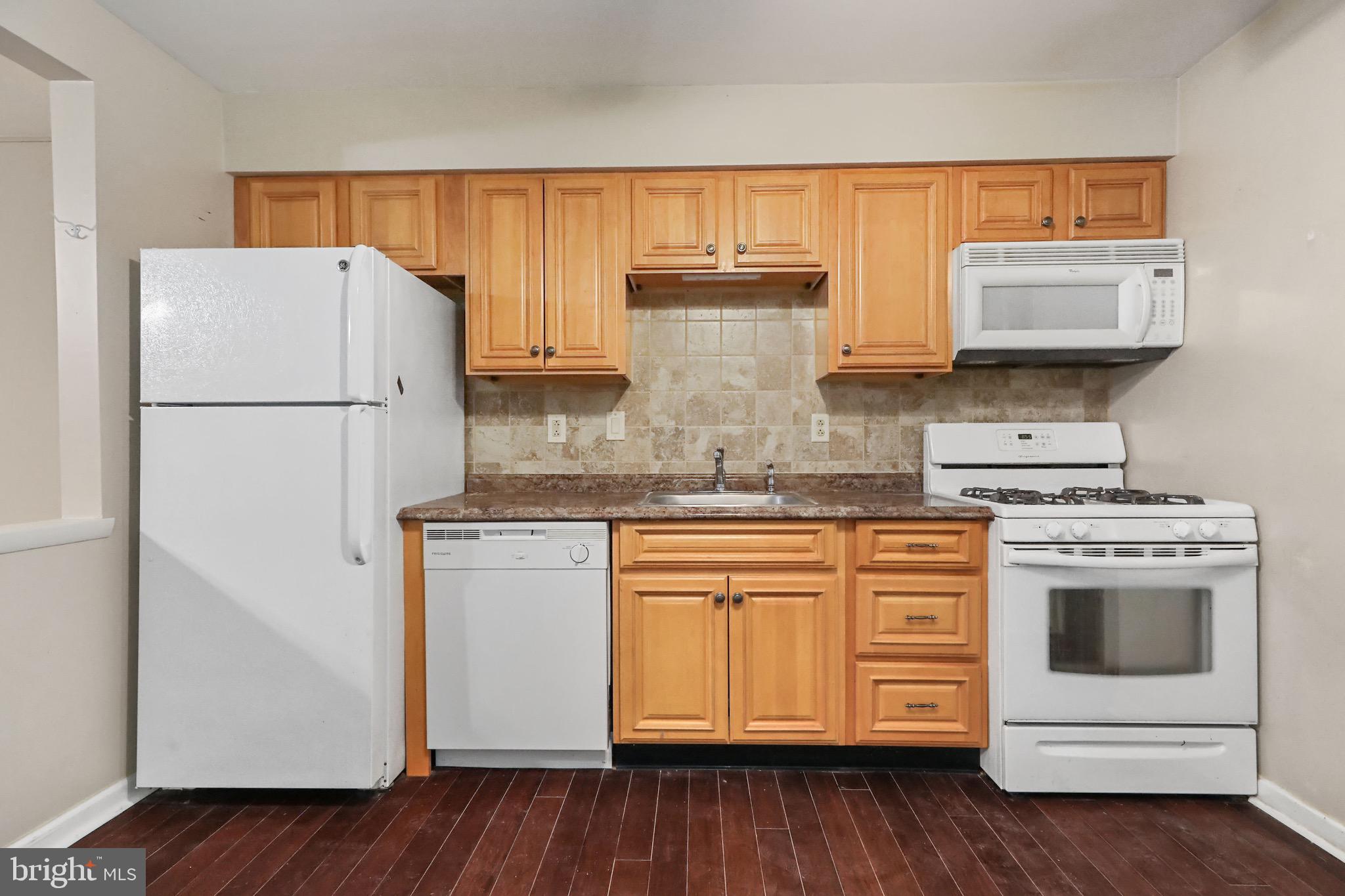 3412 UNION AVENUE A4
