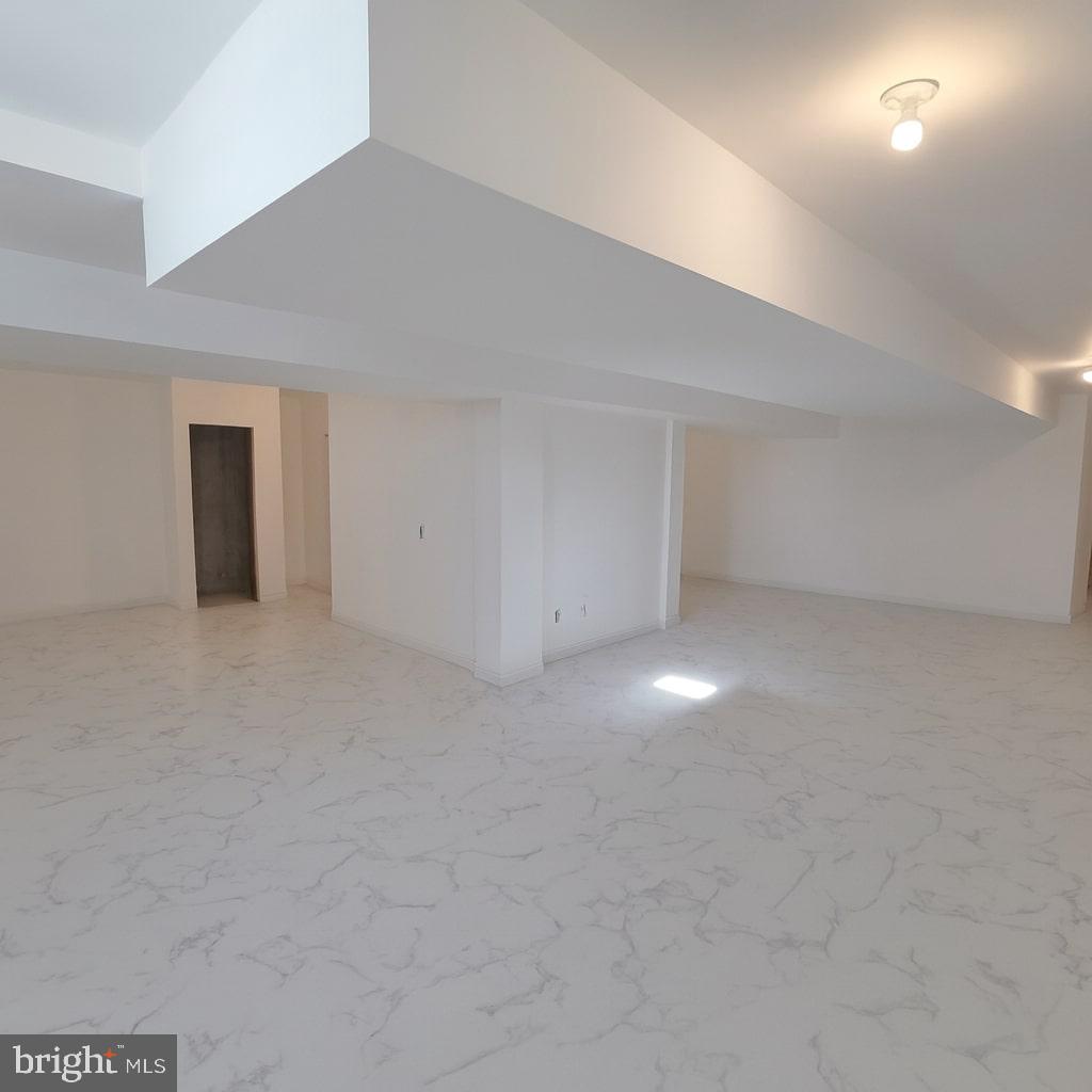 3 BROOKLYN COURT