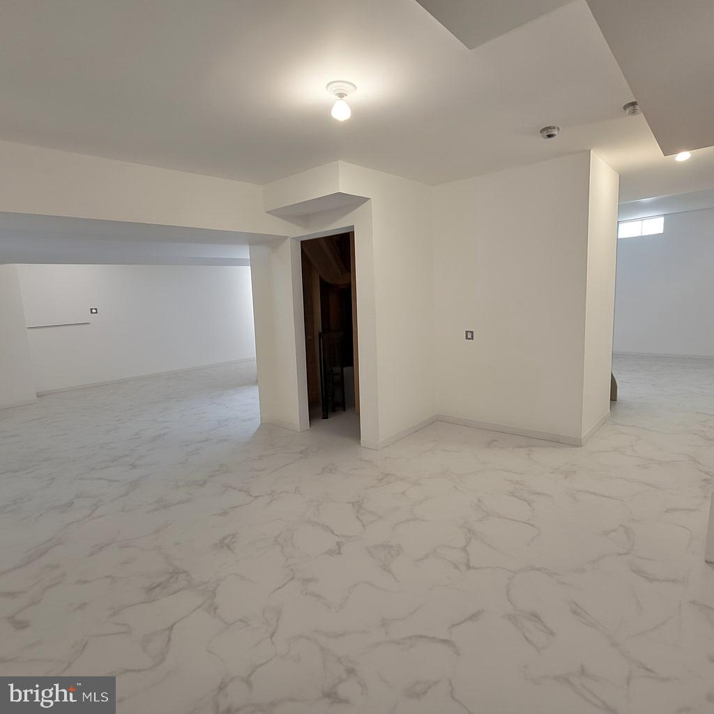 3 BROOKLYN COURT