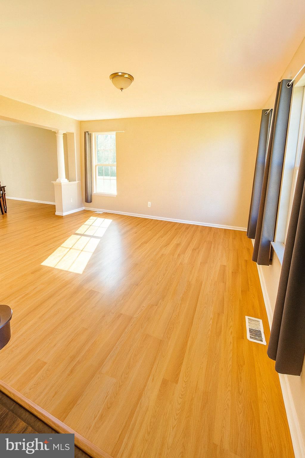 3 BROOKLYN COURT