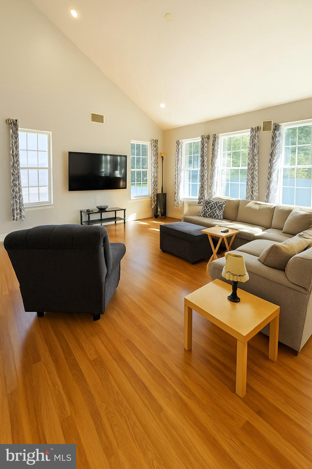 3 BROOKLYN COURT