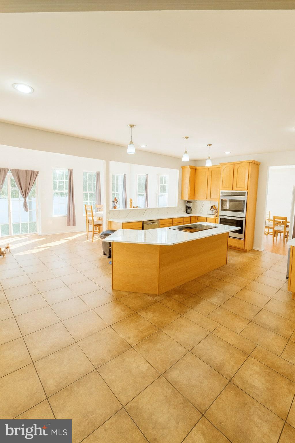 3 BROOKLYN COURT