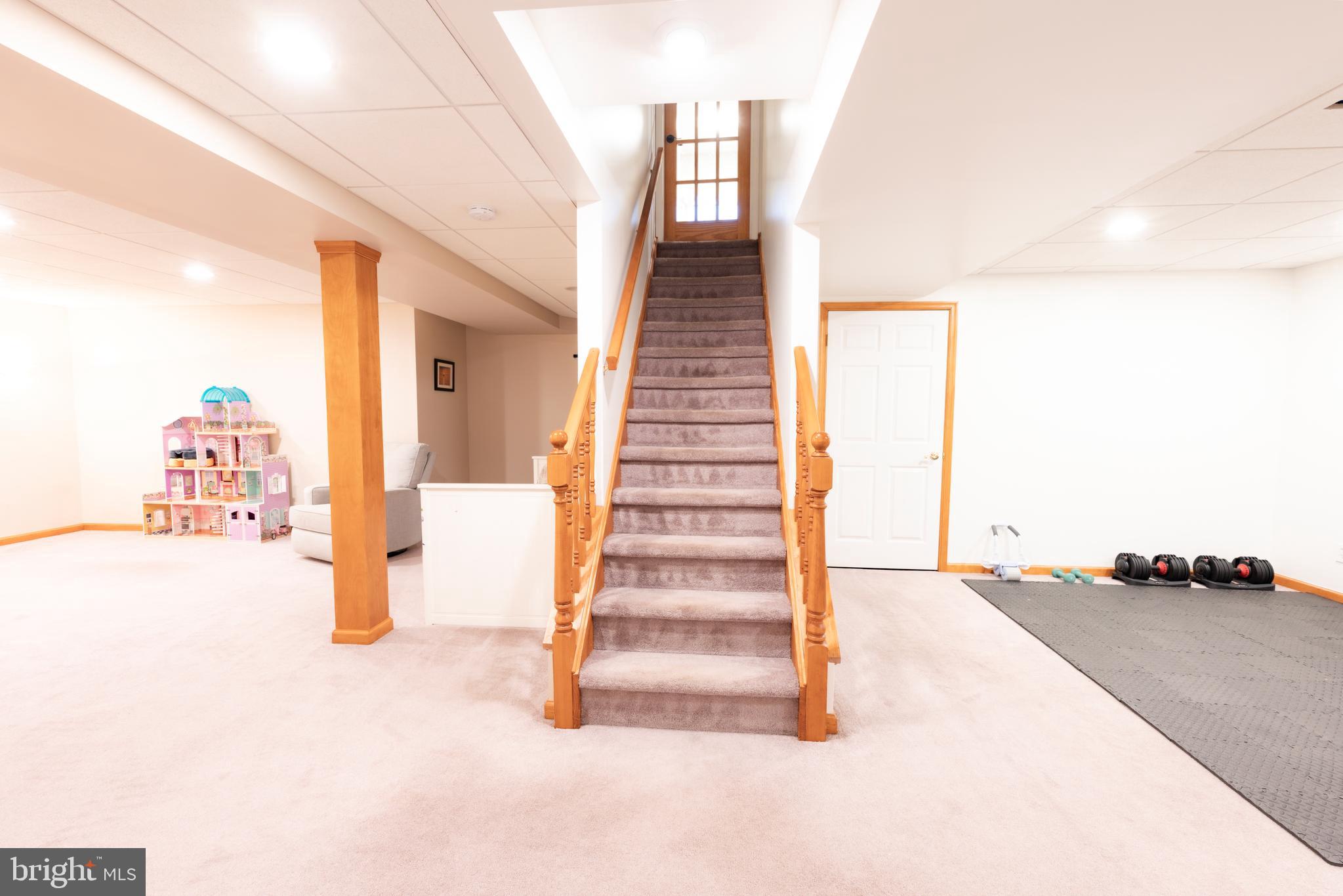 47 E RATTLING RUN ROAD
