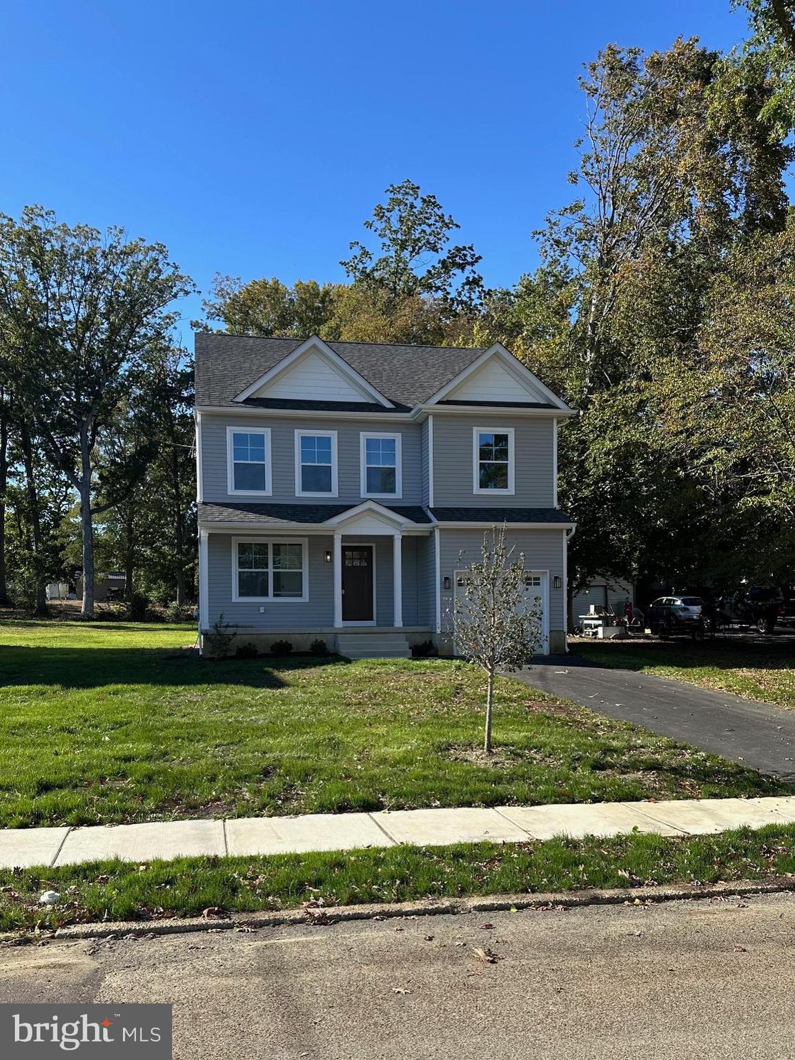 427 FERN AVENUE