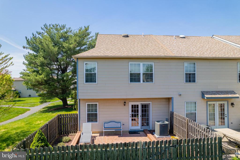 17 FERN COURT