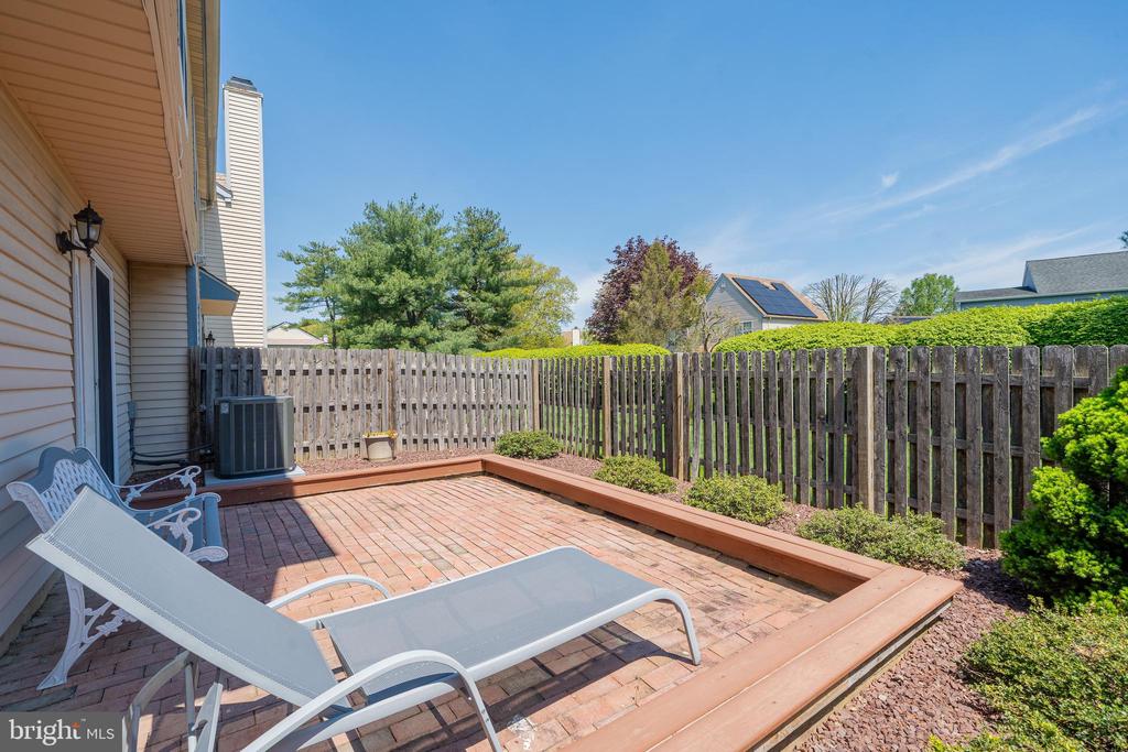 17 FERN COURT
