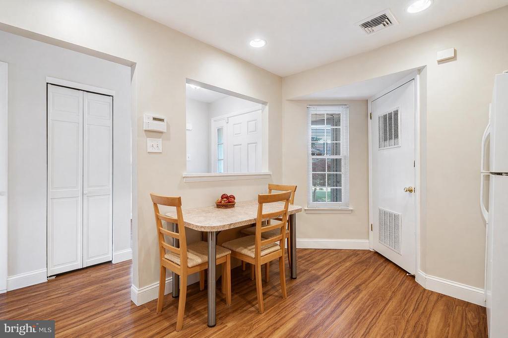 17 FERN COURT