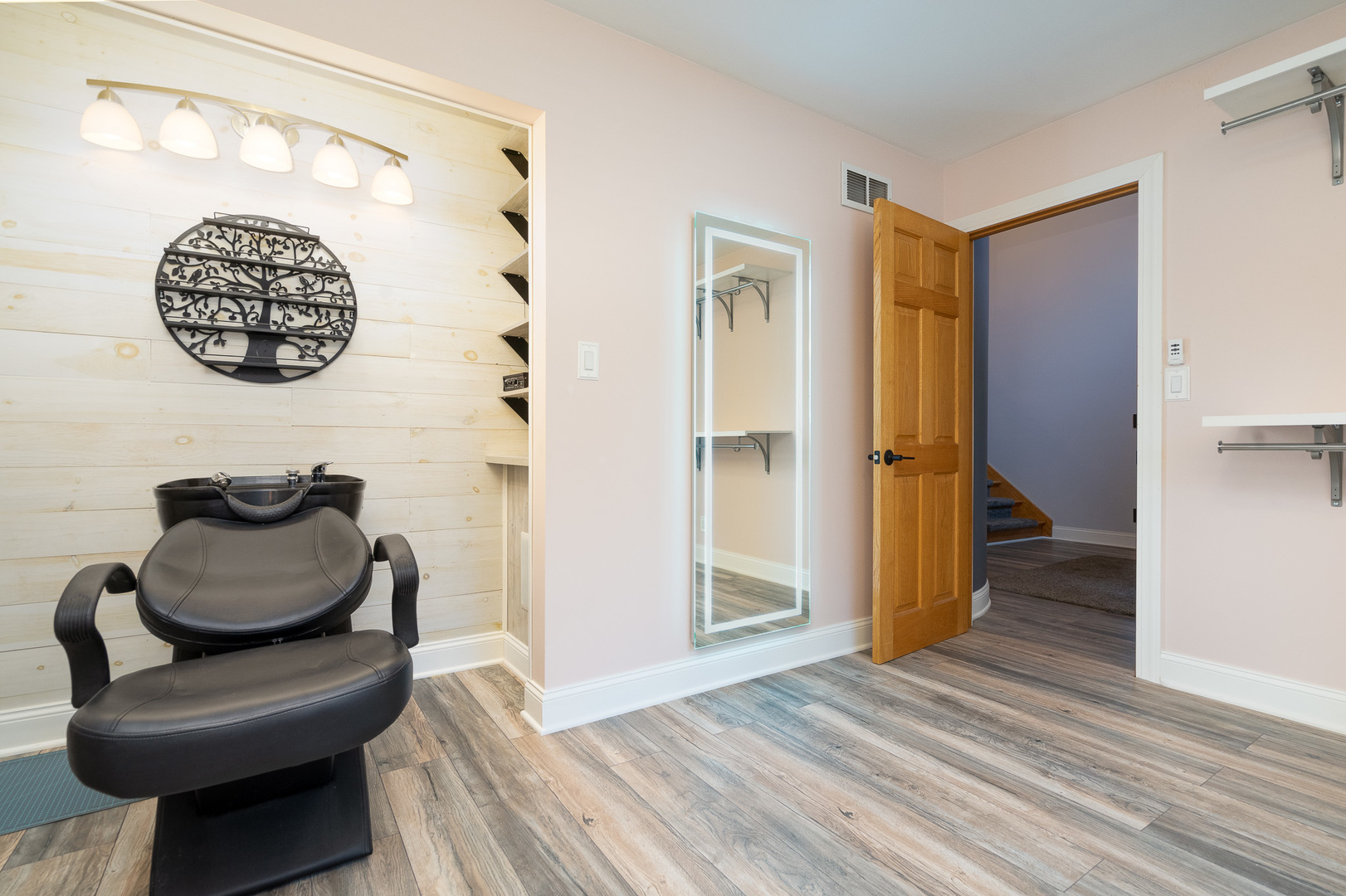 24800 S Walnut Street