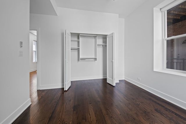 2316 W Augusta Boulevard Unit: 3R