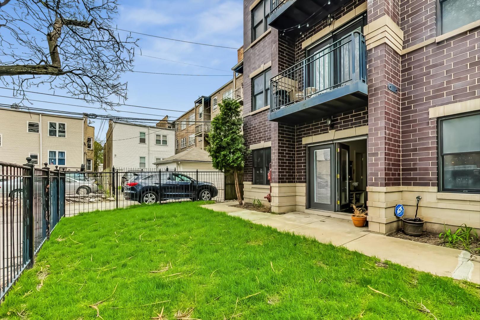 3715 W Giddings Street Unit: 1N