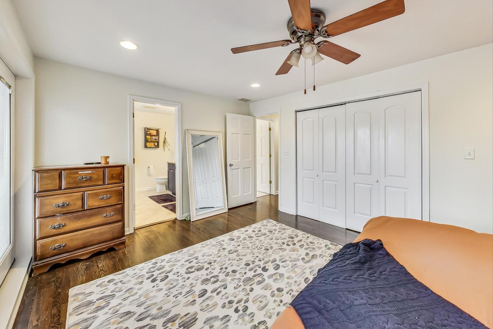 3715 W Giddings Street Unit: 1N