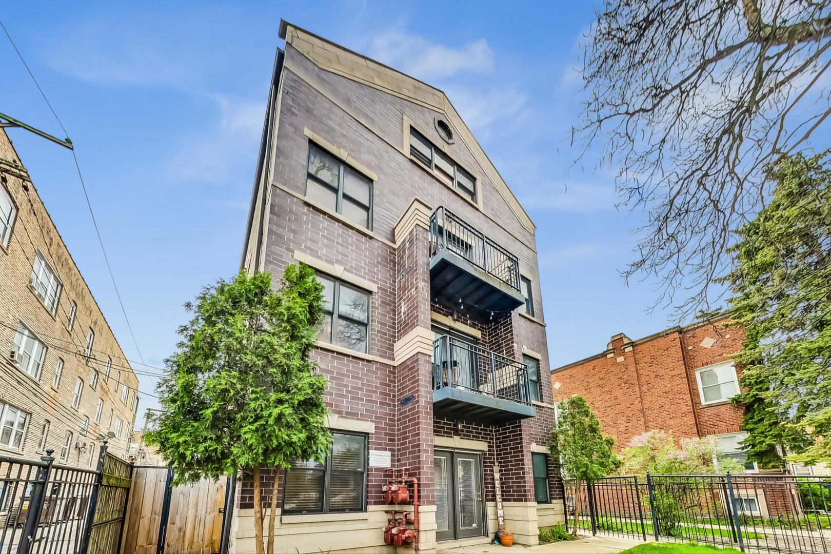 3715 W Giddings Street Unit: 1N