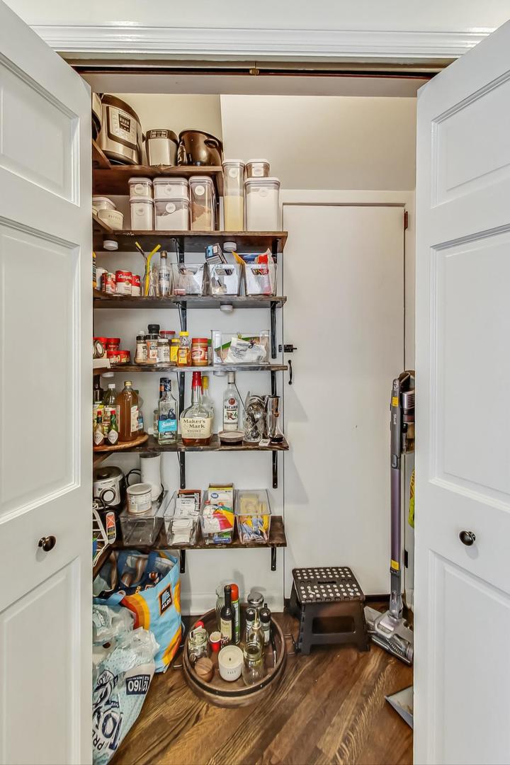 3715 W Giddings Street Unit: 1N