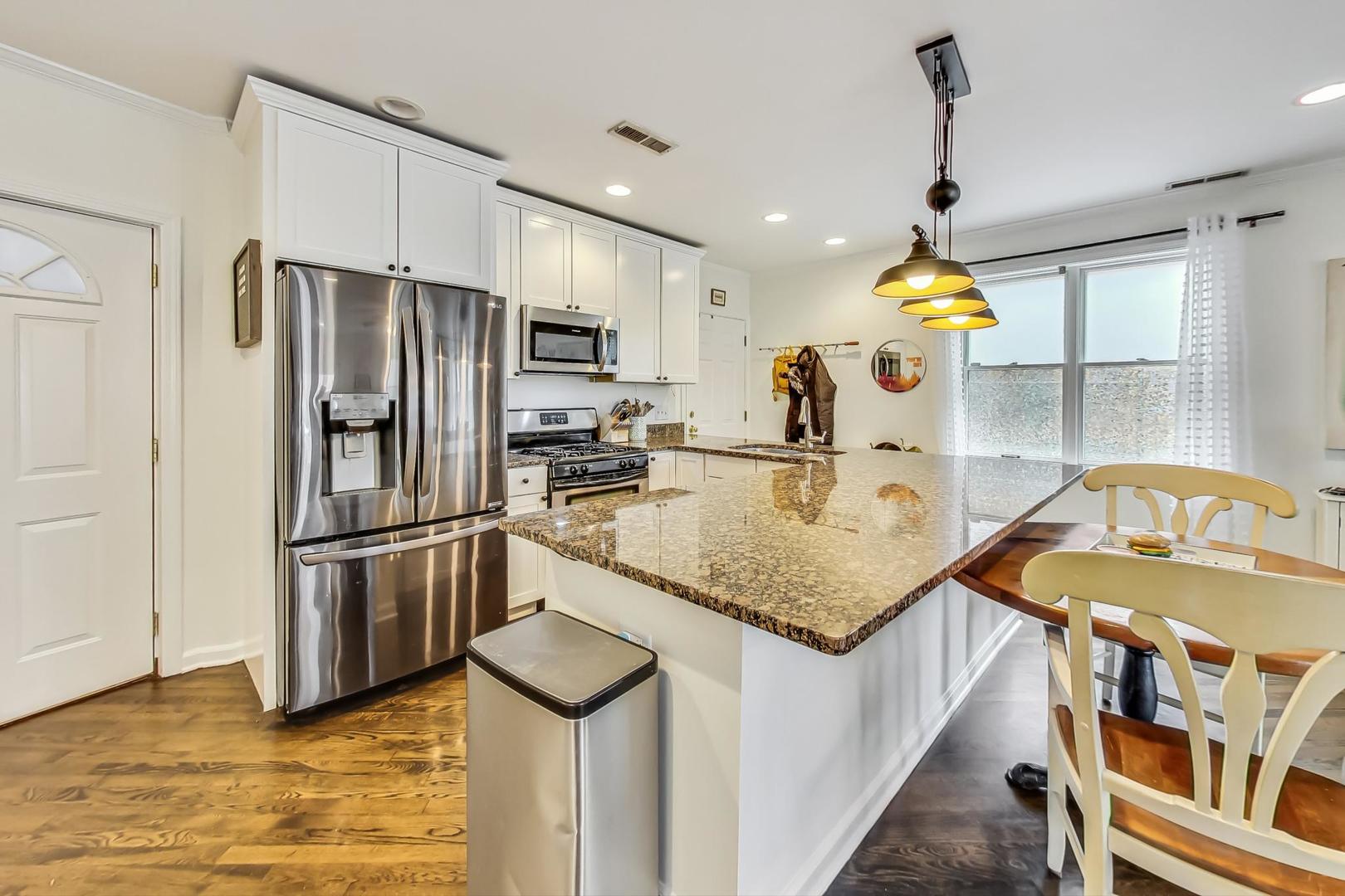 3715 W Giddings Street Unit: 1N