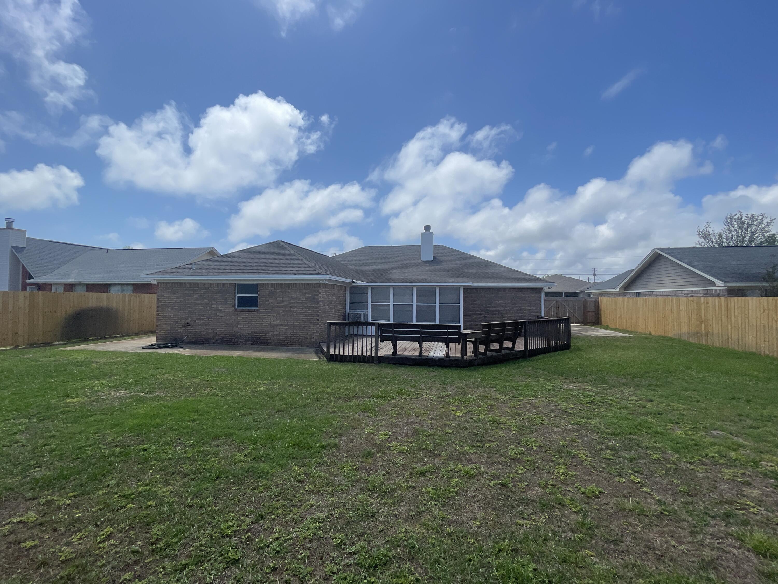 2212 Peachwood Court