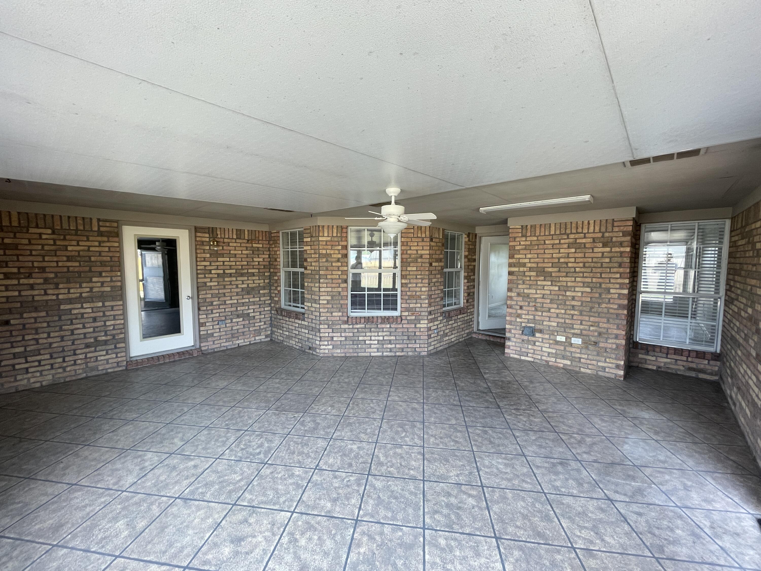 2212 Peachwood Court