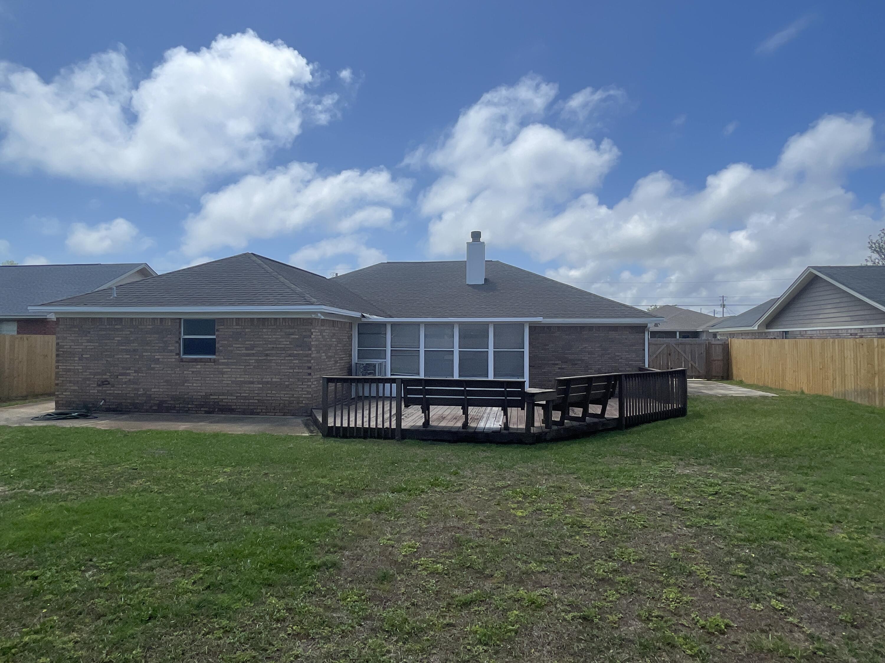 2212 Peachwood Court