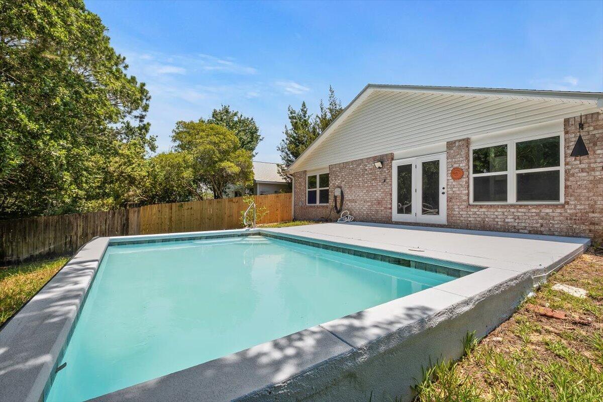 6395 Heronwalk Drive