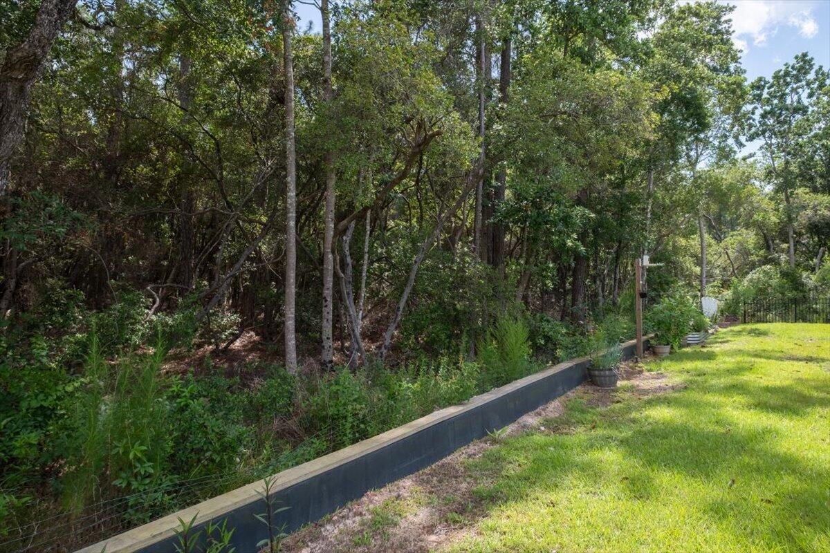 2405 Cove Road