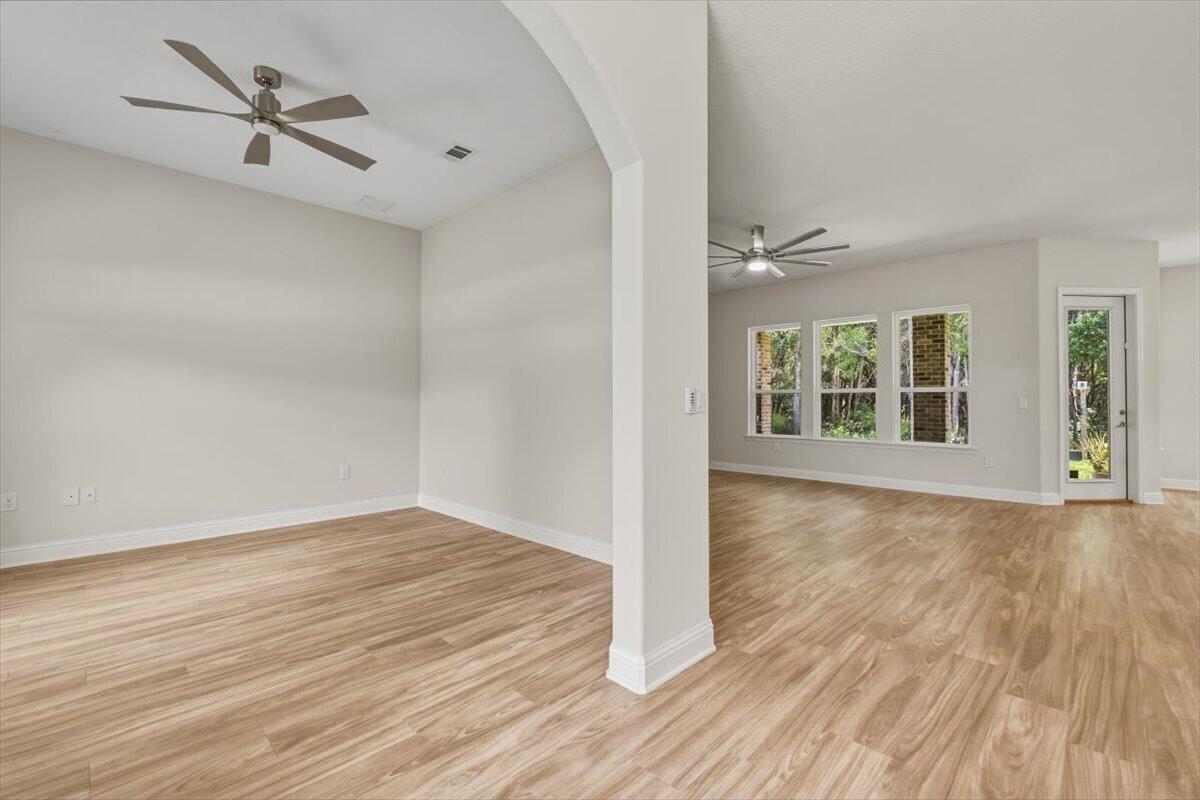 2405 Cove Road