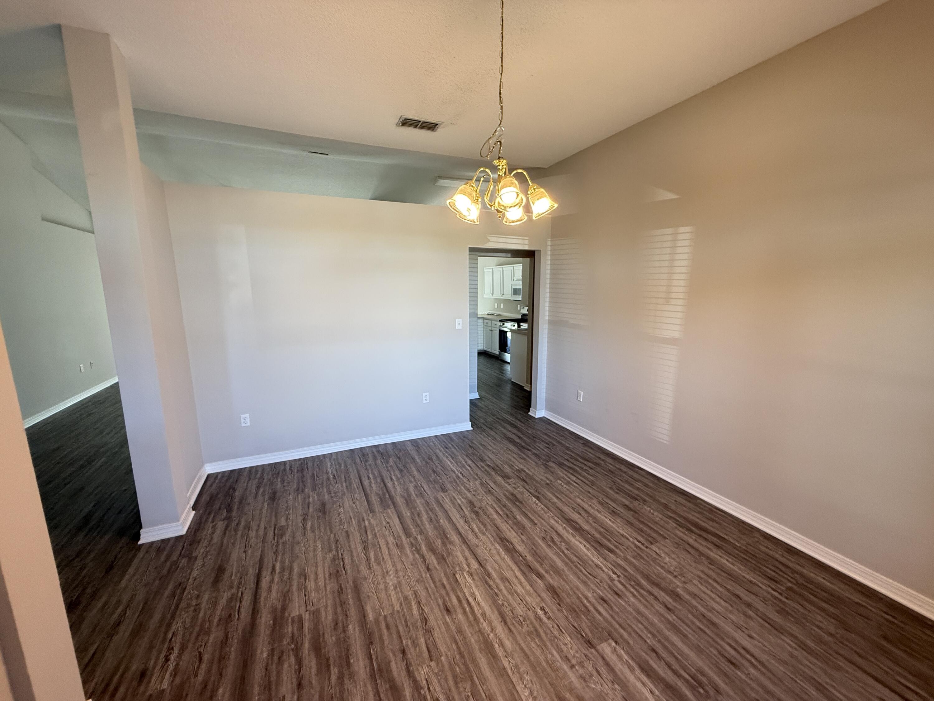 2121 Ainsdale Court