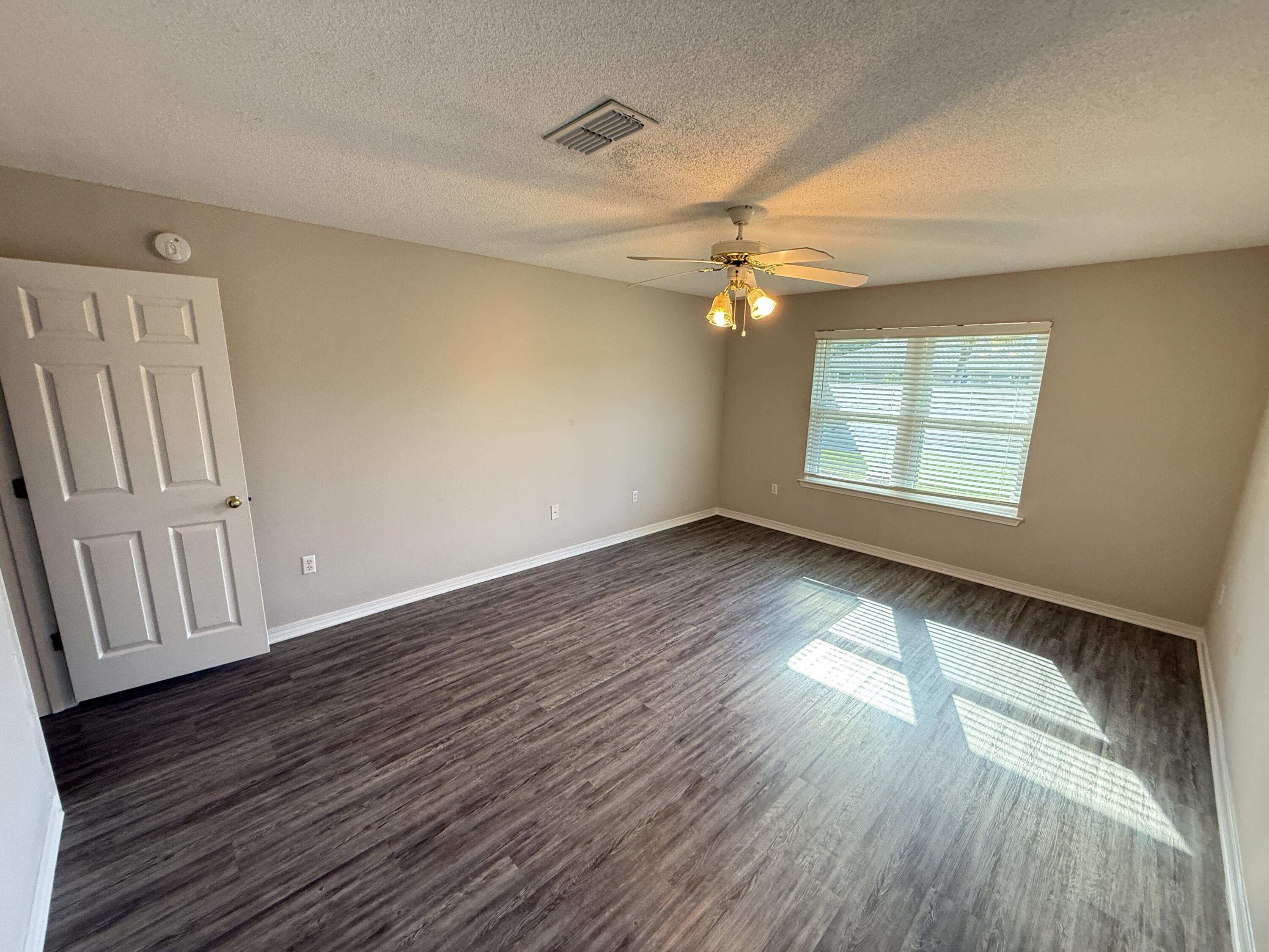 2121 Ainsdale Court