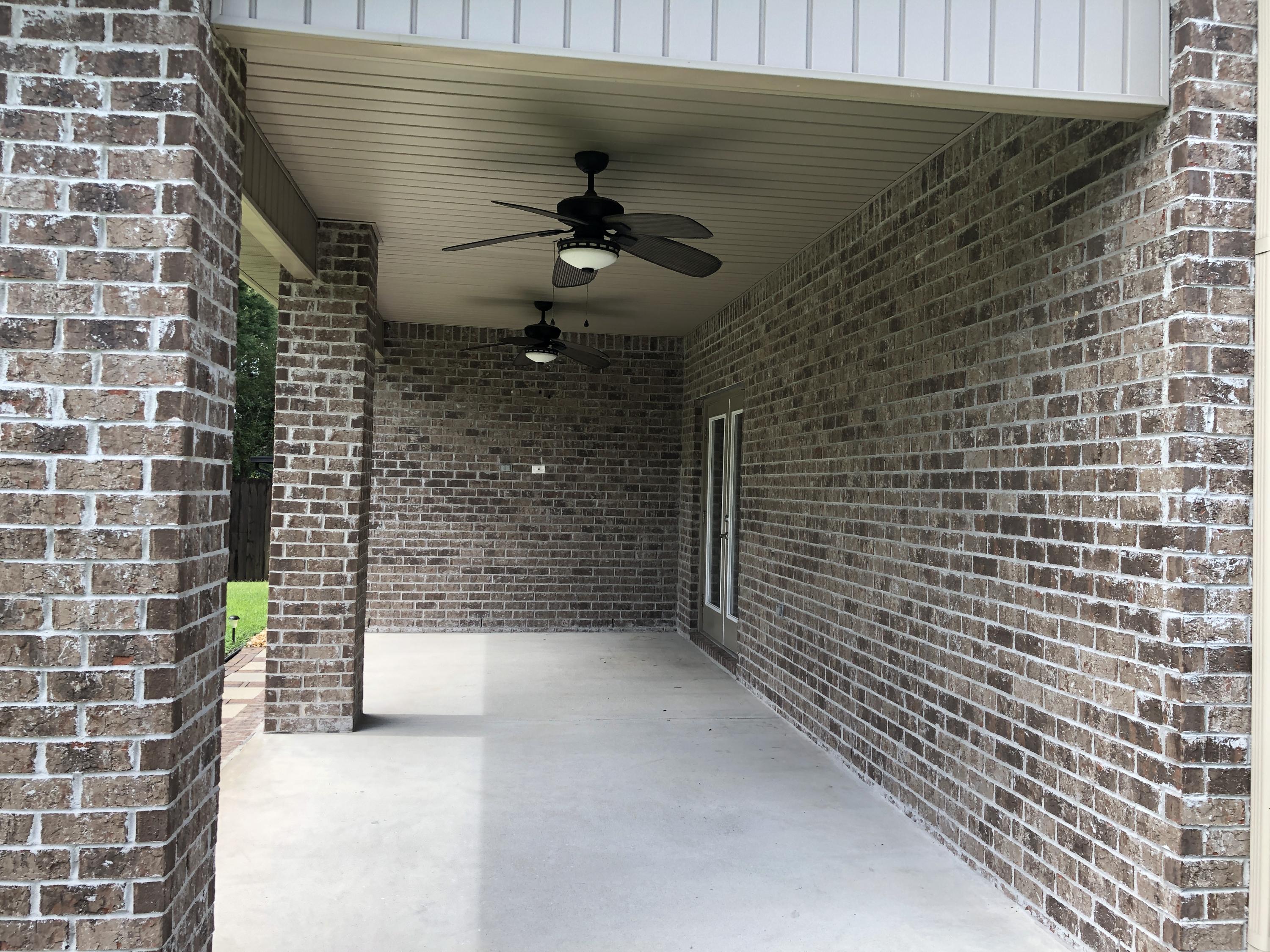 1820 Lindsey Magnolia Court