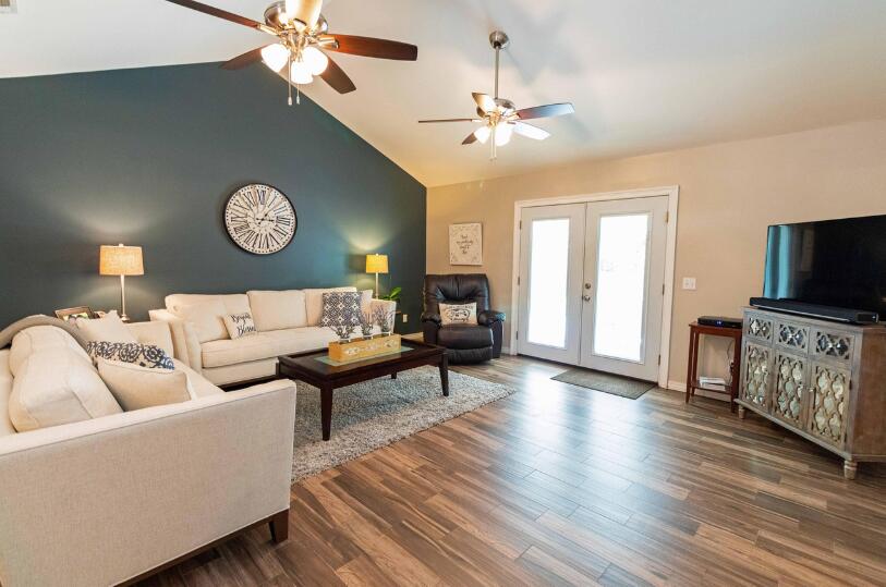 195 Sparkleberry Lane