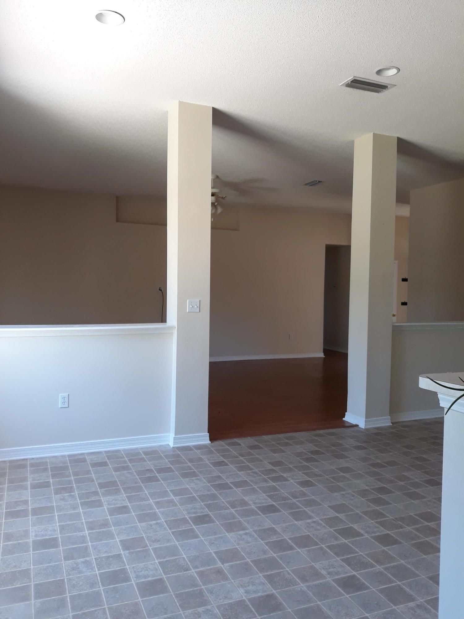 8204 Cosica Boulevard