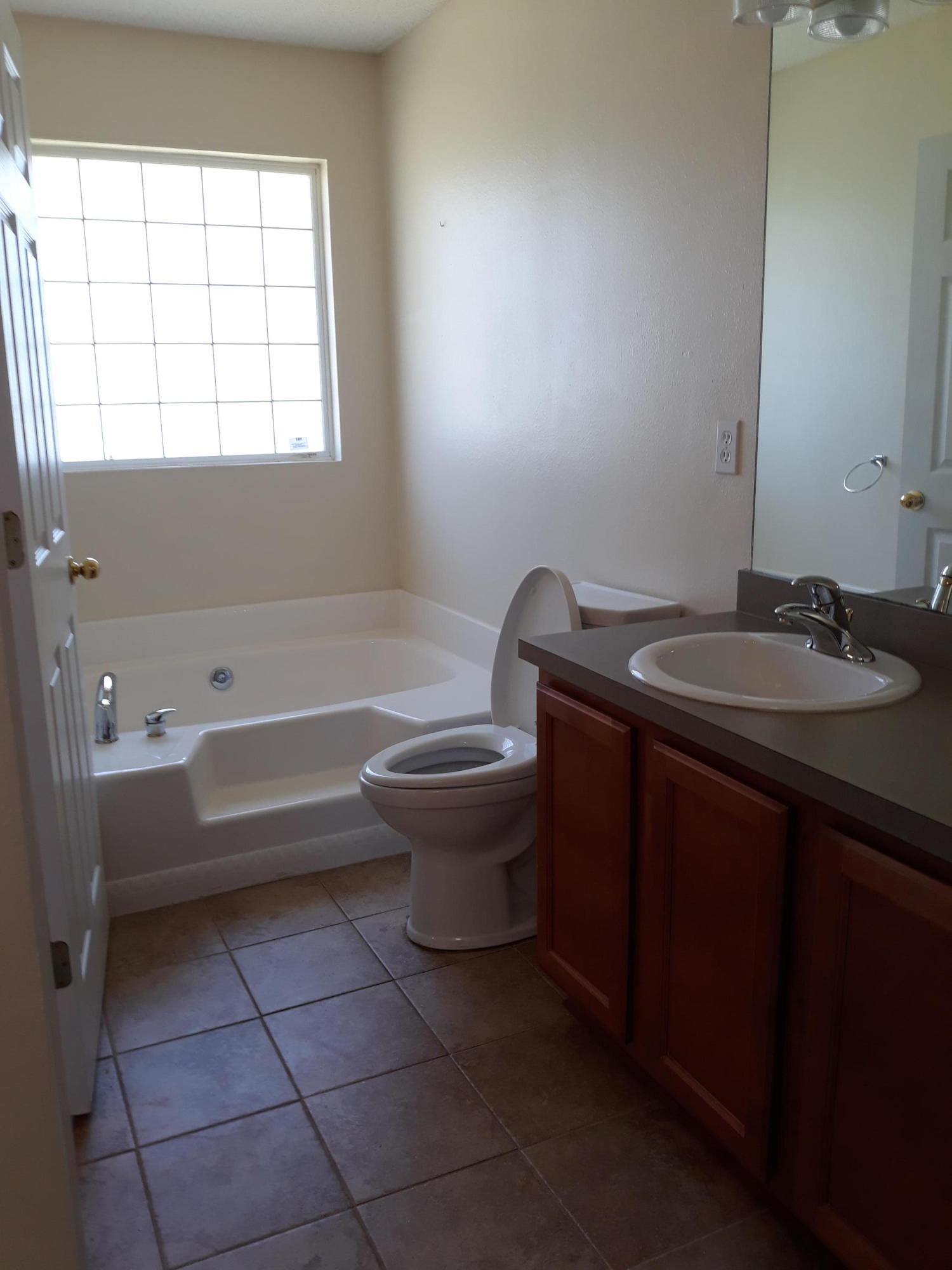 8204 Cosica Boulevard