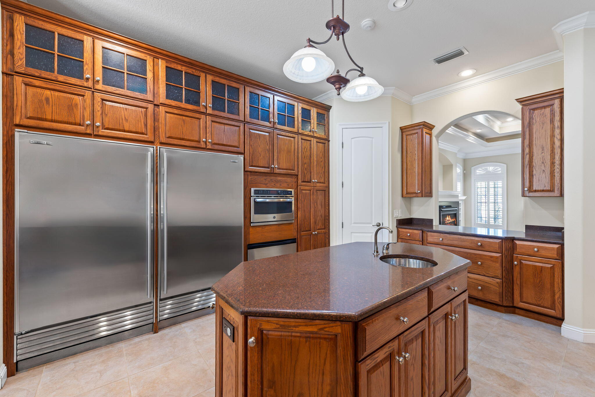 1548 Woodlawn Way