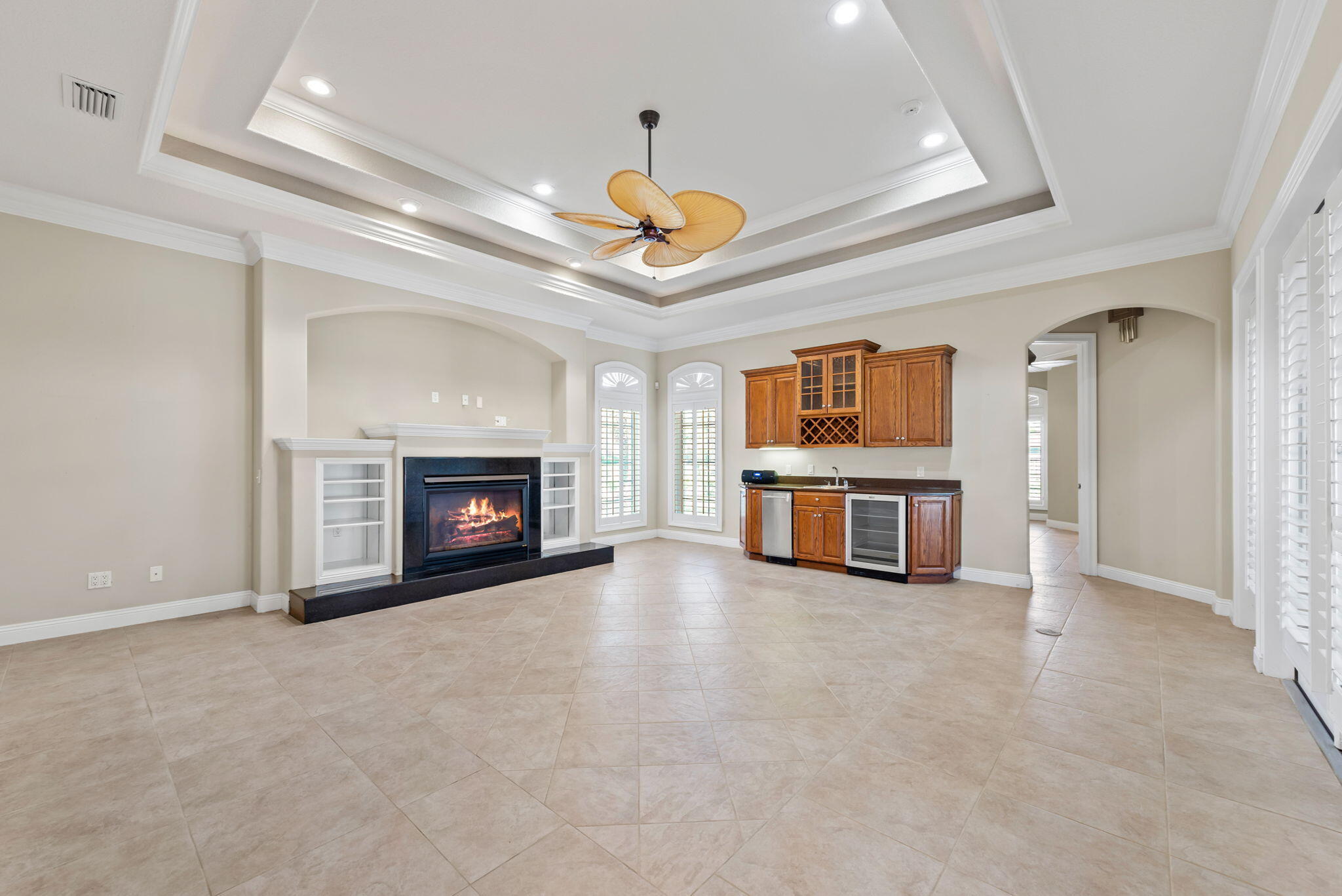 1548 Woodlawn Way